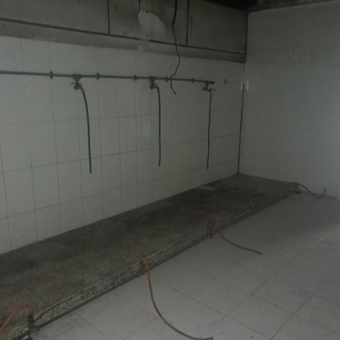 #For rent: A commercial store on a lively and public street in Ri 7