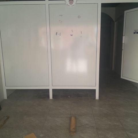 #For rent: A commercial store on a lively and public street in Ri 10