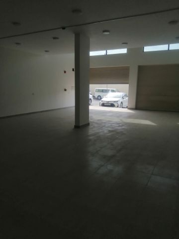 Brand new showroom for rent in salmabad   3
