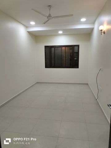Two-bedroom apartment with electricity included for rent in the S 7