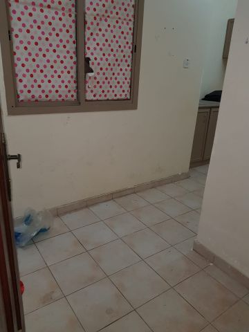 Flat for rent in suqaya area near salmanyia hospital  2