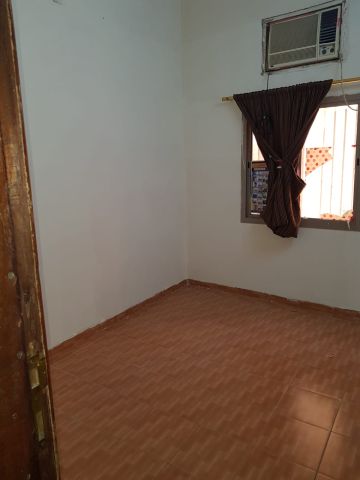 Flat for rent in suqaya area near salmanyia hospital  4