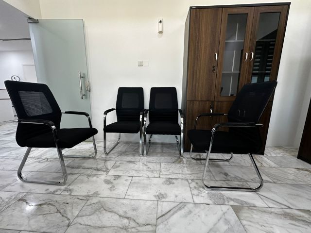 Office flat FOR RENT in seef district 4 bedrooms ,