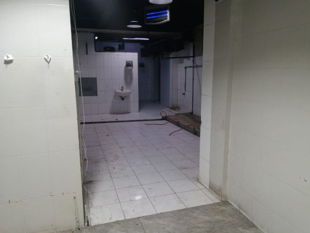 محل يصلح مطعم للإيجار في الرفاع ابو كوارة قرب رامز  5