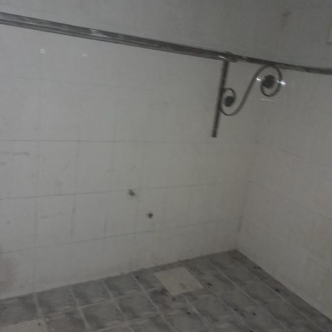 محل يصلح مطعم للإيجار في الرفاع ابو كوارة قرب رامز  8