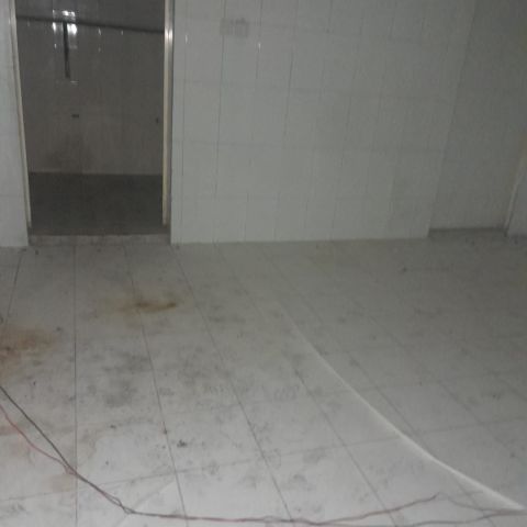 محل يصلح مطعم للإيجار في الرفاع ابو كوارة قرب رامز  10