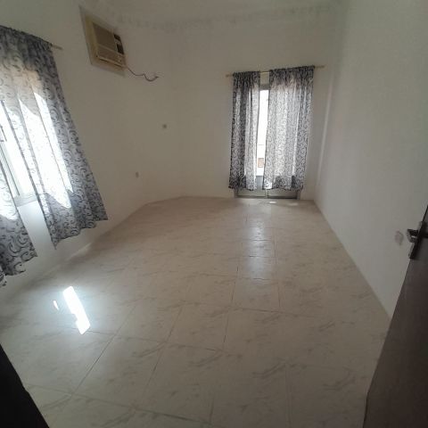 #ForRent: One-bedroom apartment with a living room in Ras Rumman,