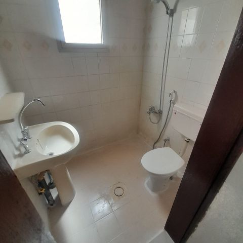 #ForRent: One-bedroom apartment with a living room in Ras Rumman, 6