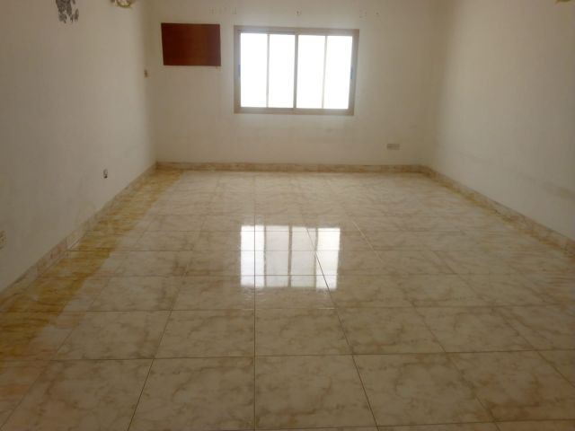 Flat for rent in east riffa  5