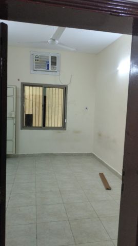 Semi furnished studio flat at Gufool near Alhawaj  2