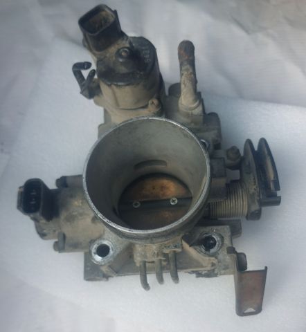 Throttle body lancer 2003 2