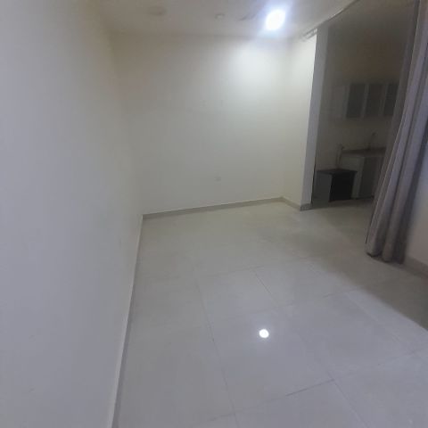 Studio for rent in ras ruman area near diplomatic area  3