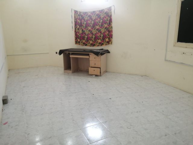 Commercial  or Residential flat for rent at Riffa Bukawarah   5