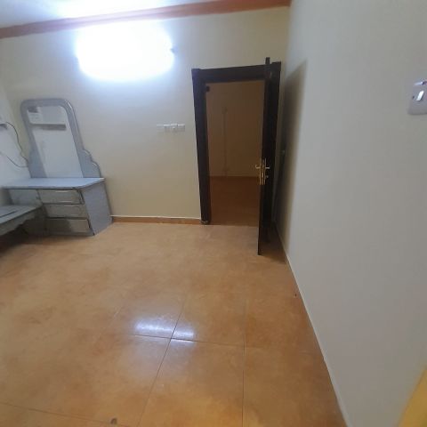 #ForRent: One-bedroom apartment with living room and electricity  6