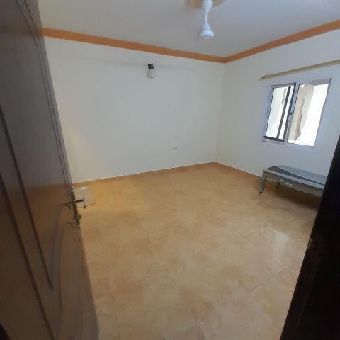 #ForRent: One-bedroom apartment with living room and electricity  8