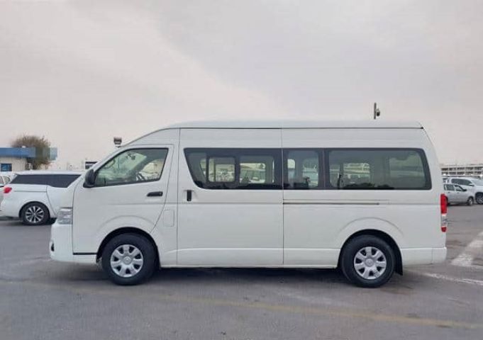 2016 Toyota Hiace Commuter 16 seaters 4