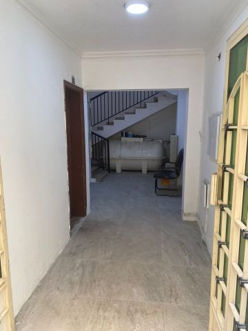 Flat for rent in Zinj Area near to aljazeera cold store   8