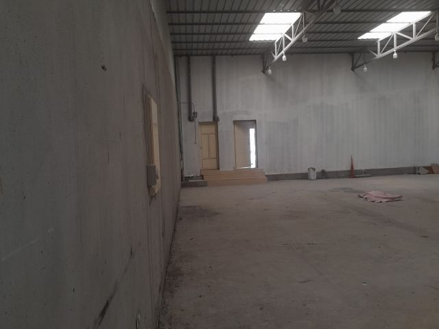 Work shop for rent in hamala ,120 sqm 