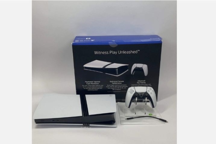 Sony PlayStation 5 Pro PS5 Pro 2Tb Console Bundle + Extras 3