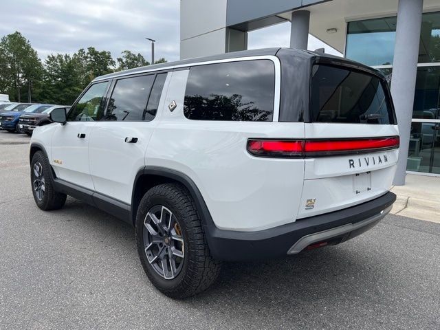  2023 Rivian R1S 3