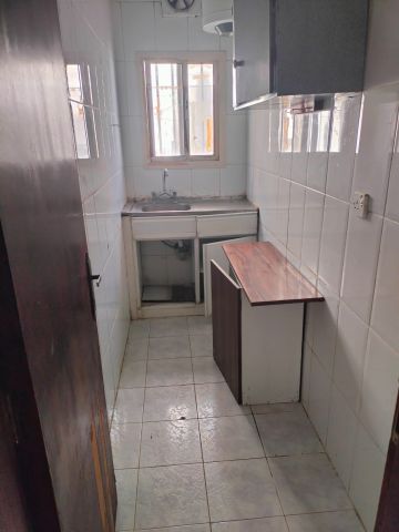 Semi furnished flat for rent at Ras Rumman   4