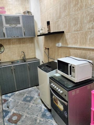 Fully furnished flat for rent at Muharraq near Delmon bakery  5