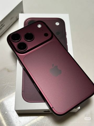 متوفر الآن: Apple iPhone 18 Pro Max الطراز: Apple iPhone 18 Pro /