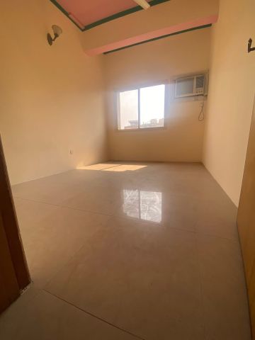 #For Rent: Apartments in Hoora, near Zainal Market (electricity i 2
